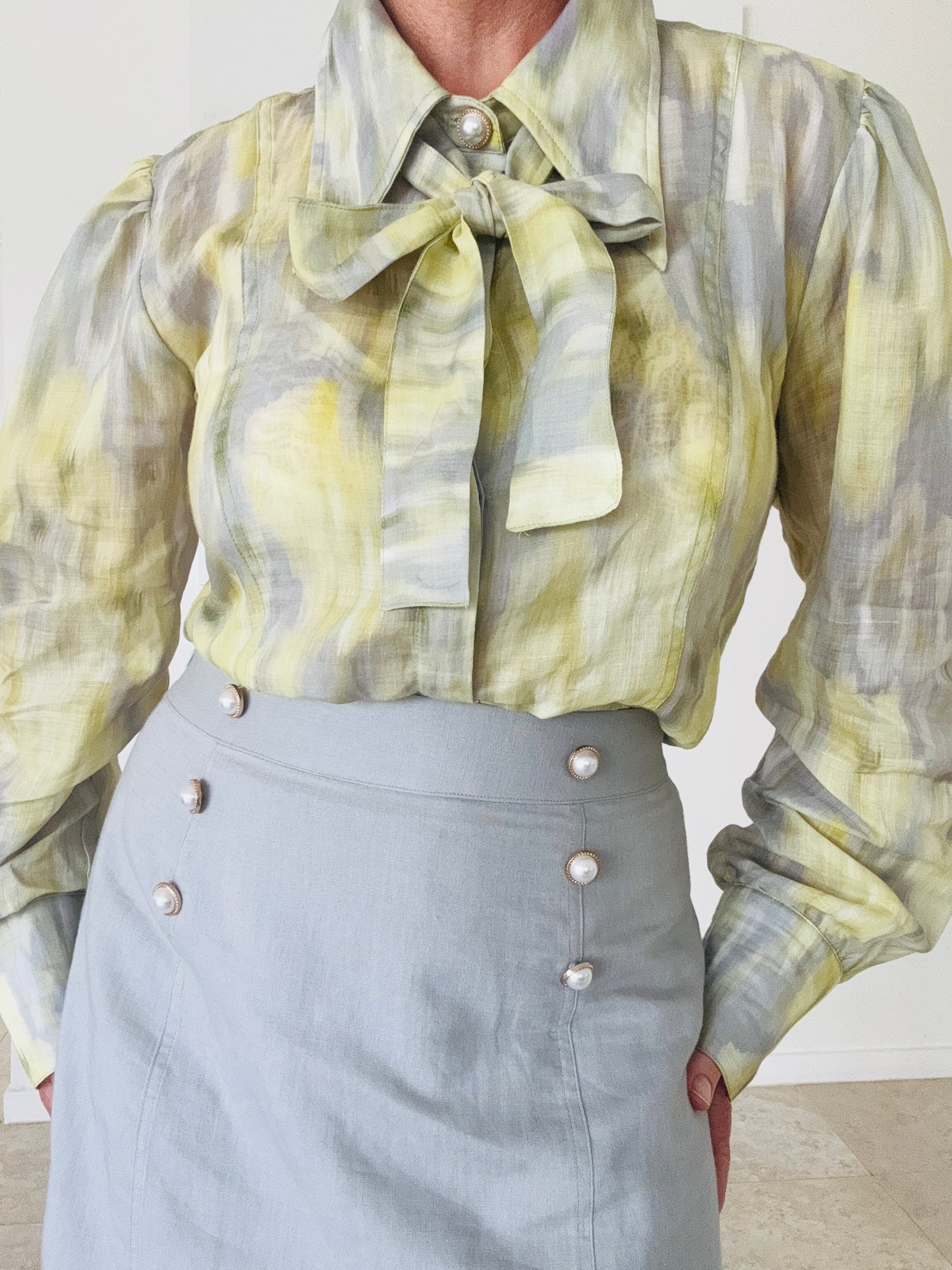 Marilyn Shirt - The Blonde Drop